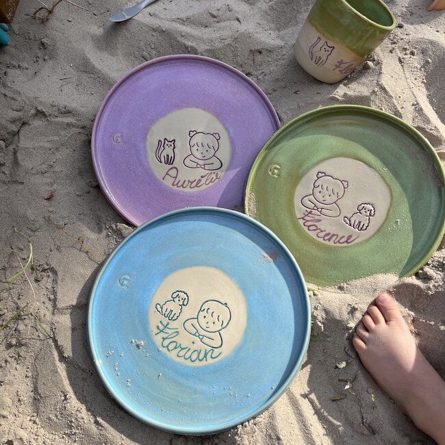 Assiette artisanal céramique  de notre vaisselle pour enfants "Florian"