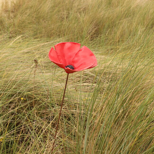 Coquelicot en porcelaine unique fait à la main, émaillé rouge