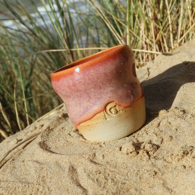 Wavy, handmade ceramic cup “Léonore” for our coffee set "Sungreen"