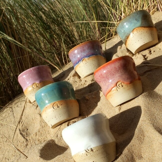 Ceramic handmade coffee cup Léonore, Sungreen