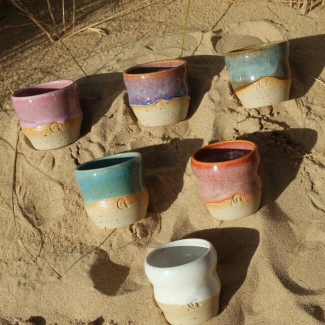 Tasse à café artisanale en céramique Léonore, Blanche