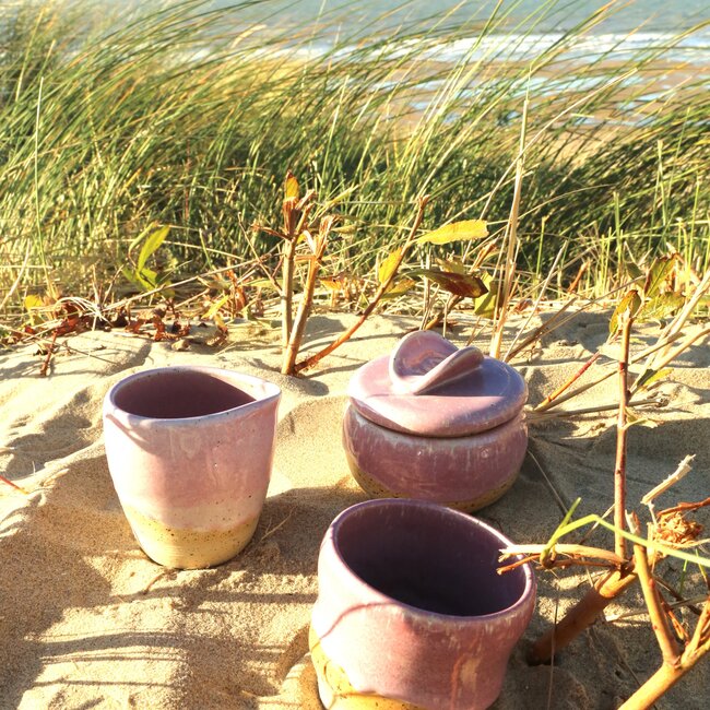Pot à lait en céramique faite à la main, Rose