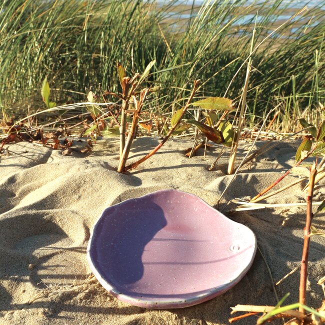 Petit plat en céramique artisanale Coquillage, Rose