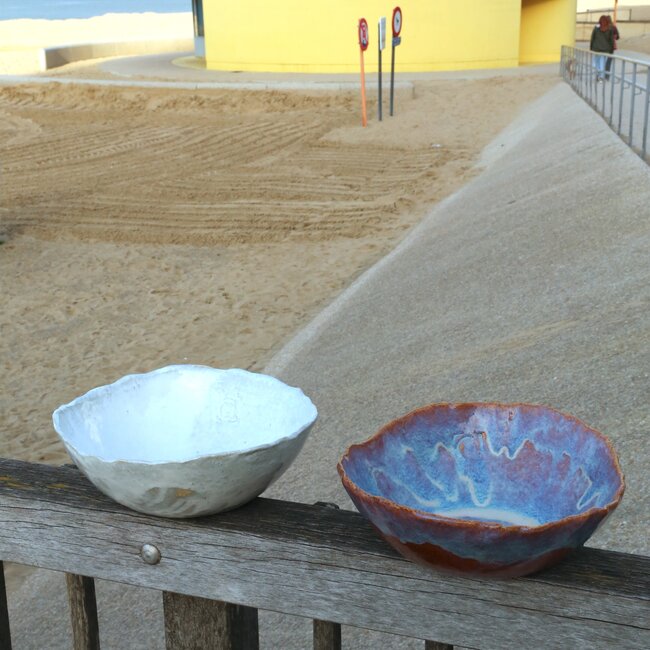 Bol à salade en céramique faite à la main, White Dunes