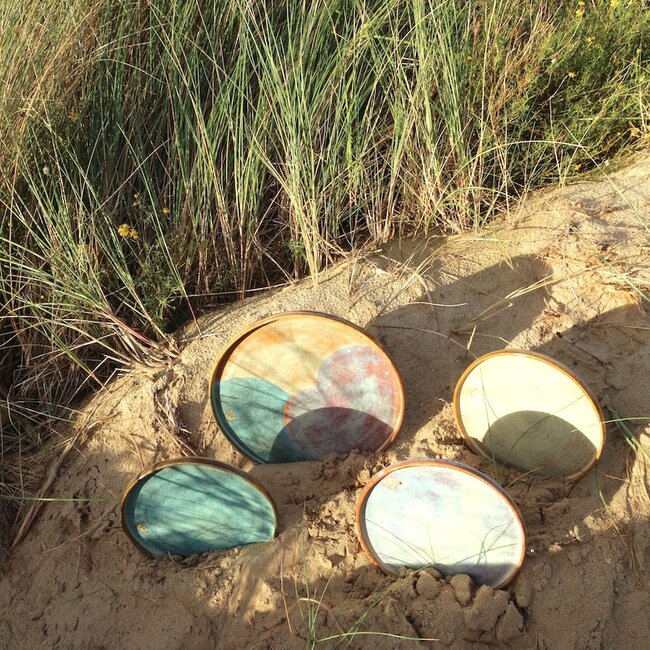 With the turntable handmade plate with speckled Pyerite clay in 3 Colors  high firing glaze.
