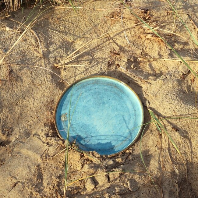 Keramisch handgemaakt bord, Munt