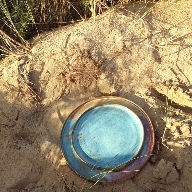 Handmade ceramic plate, Mint