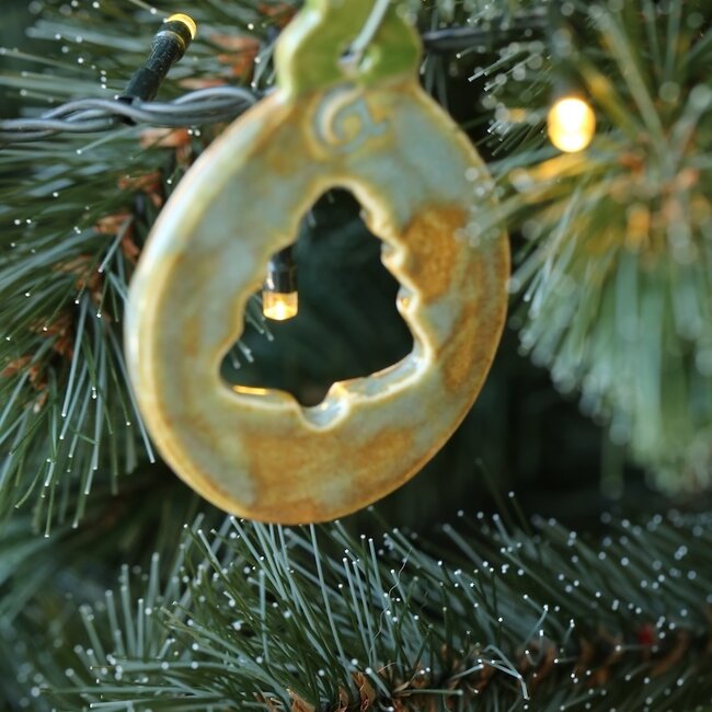 Boule de Noël artisanale en porcelaine, décorée d'une étoile, d'une poupée ou d'un sapin de Noël