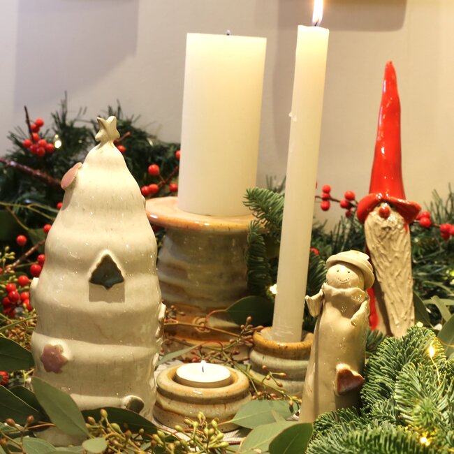 An "Art" Christmas tree makes your interior that little bit more exclusive.