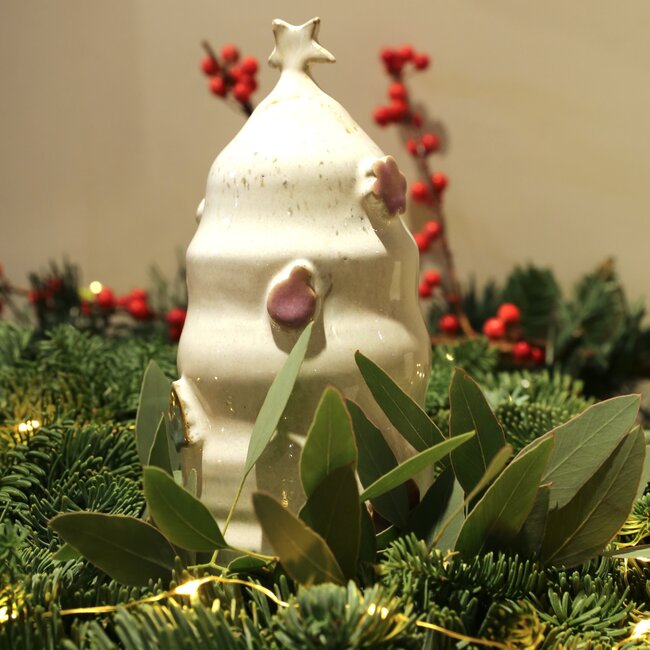 An "Art" Christmas tree makes your interior that little bit more exclusive.