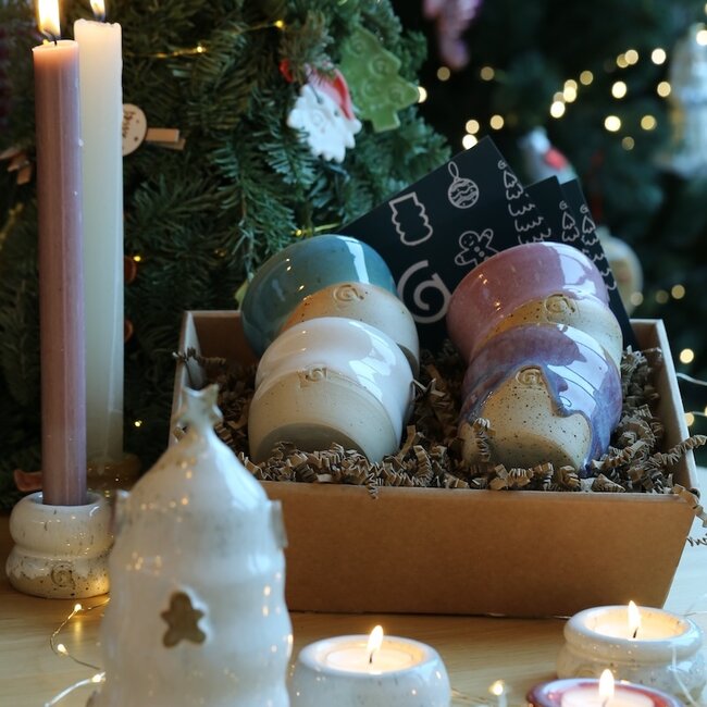 Gift packet of four contemporary, handmade ceramic cups "Léonore" white, pink, sunrise, mint