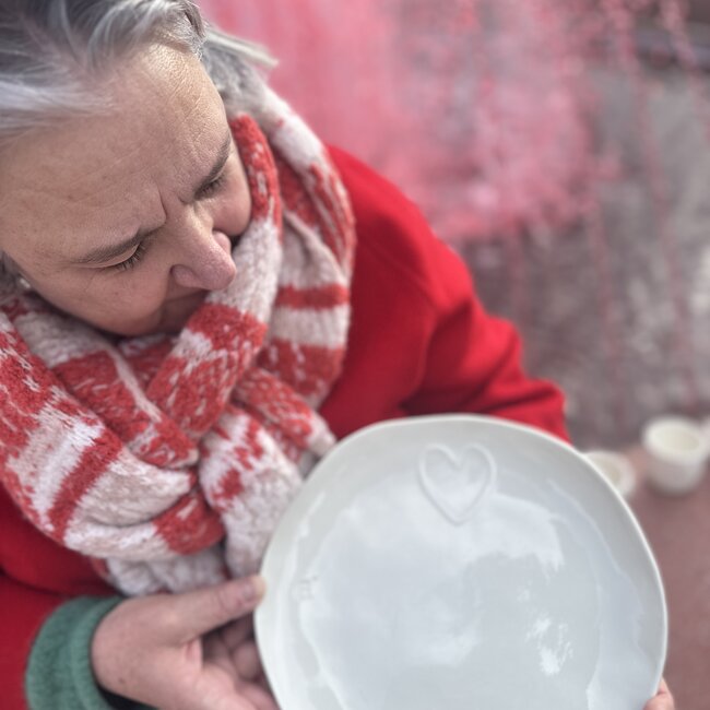 Assiette en porcelaine faite à la main, Coeur
