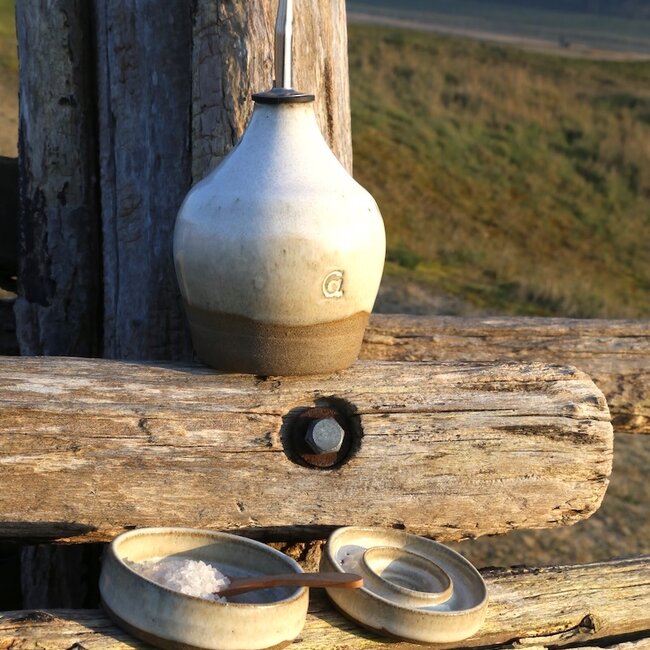 Handmade small ceramic oil dish, Italian White