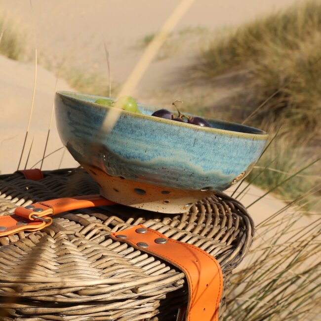 Ceramic handmade berry bowl, Mint