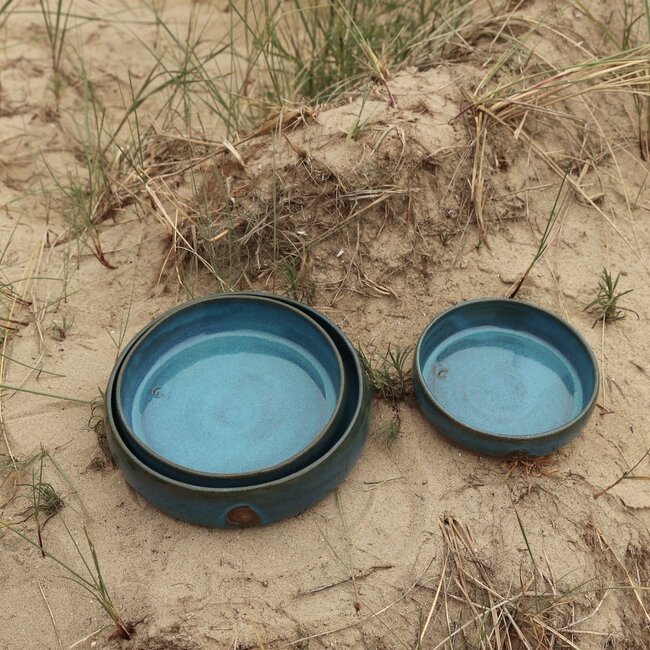 Handmade ceramic scale with unique glazes from the "Italian Turquoise" service