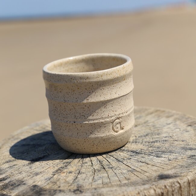 Keramisch handgemaakte koffietas, Naturel Beige 5golven