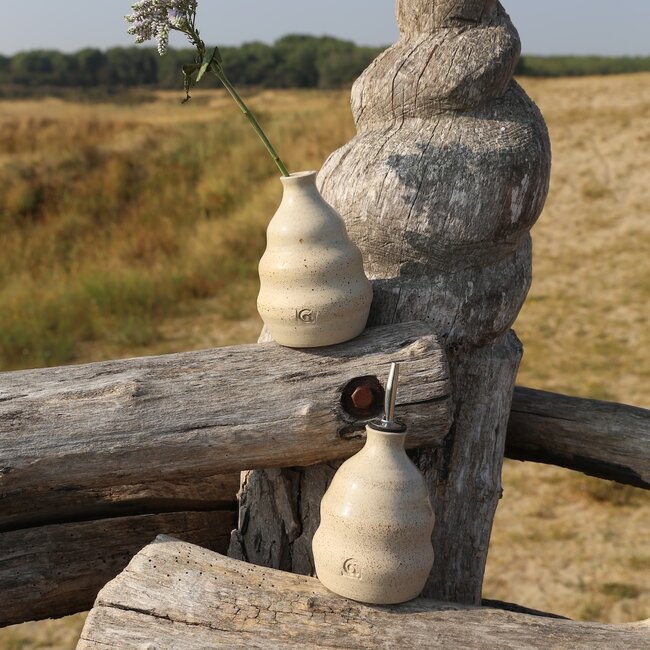 Keramisch handgemaakt olieflesje, Naturel Beige