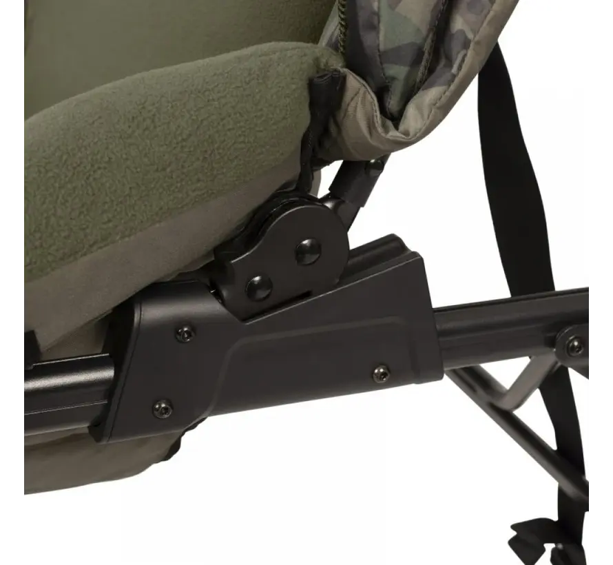 Trakker Levelite Colossus Camo Recliner Chair