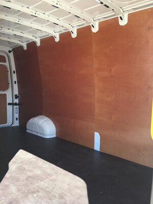 Wandbetimmering Mercedes Sprinter vanaf 2018 voorwielaandrijving
