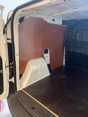 Wandbetimmering Opel Combo vanaf 2011