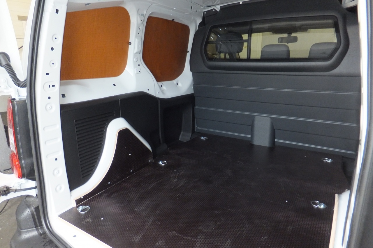 Citroen Wandbetimmering Citroen Berlingo vanaf 2019 L2 uitvoering met enkele schuifdeur