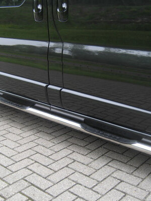 Sidebars RVS hoogglans Volkswagen T6.1 met steps