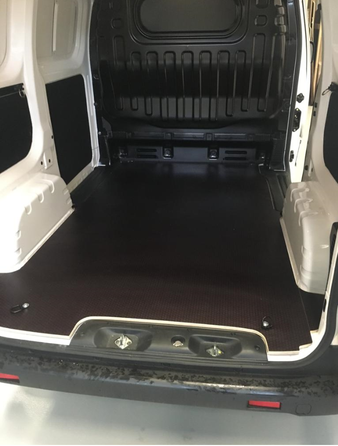 Laadvloer 12mm Nissan NV200