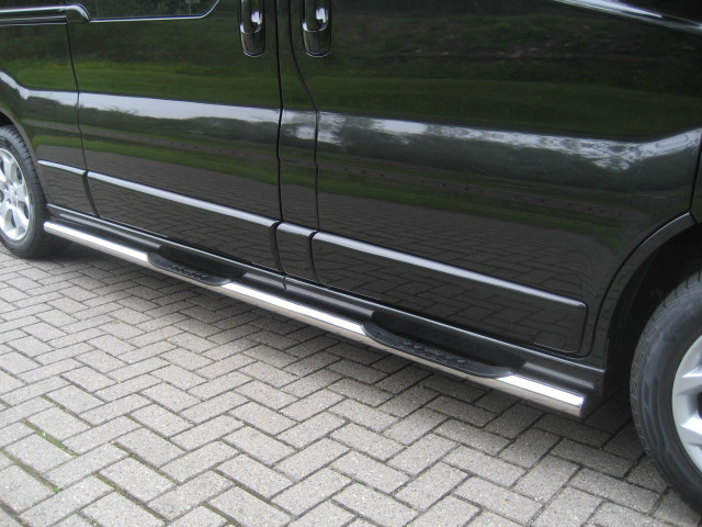 Sidebars RVS hoogglans Volkswagen T6 met steps