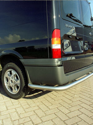 Rearbar RVS geborsteld Opel Movano vanaf 2021 loopt door tot aan de wielkast uitvoering zonder trekhaak