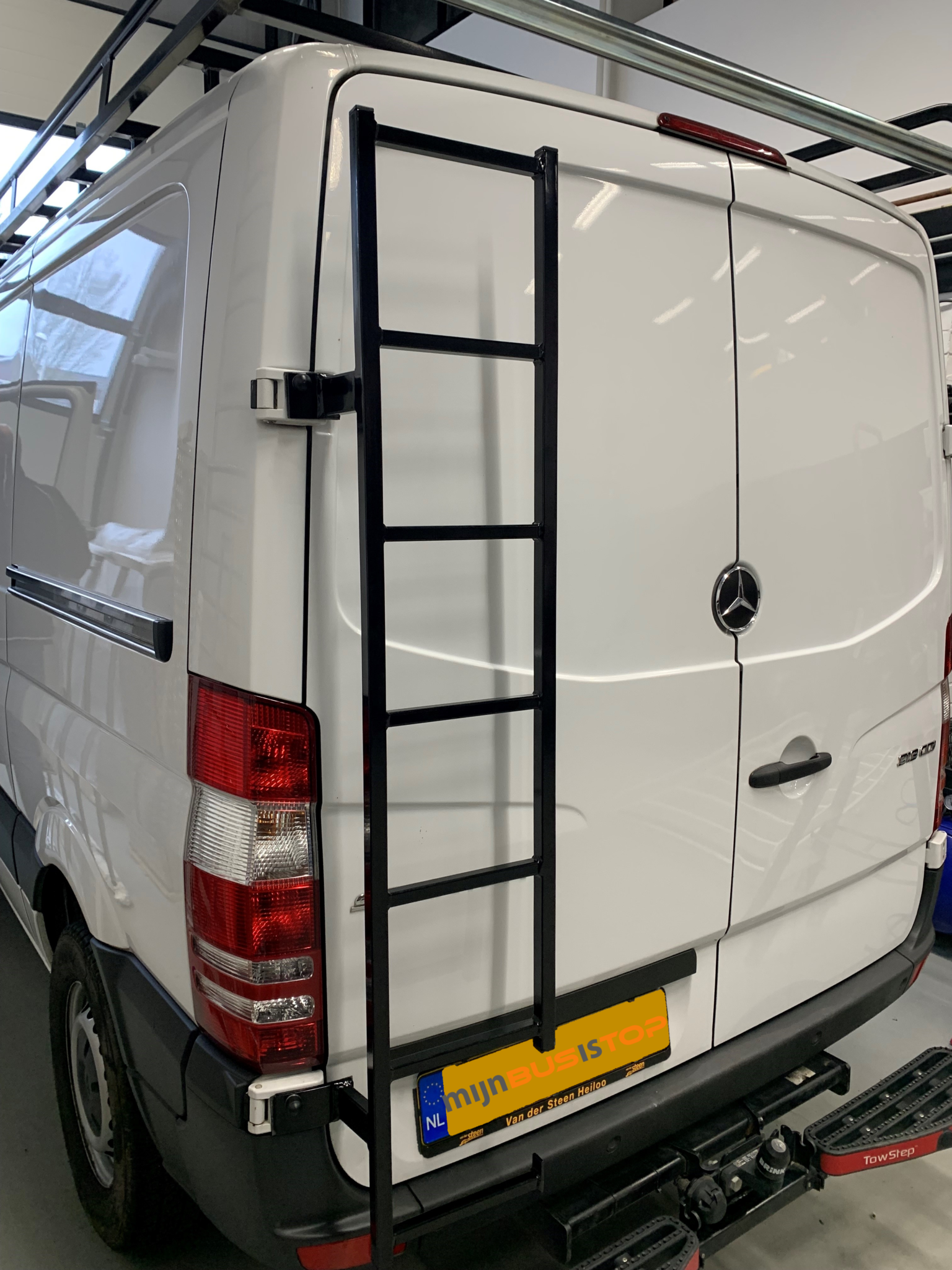 Zwarte duplex ladder Mercedes Sprinter vanaf 2006