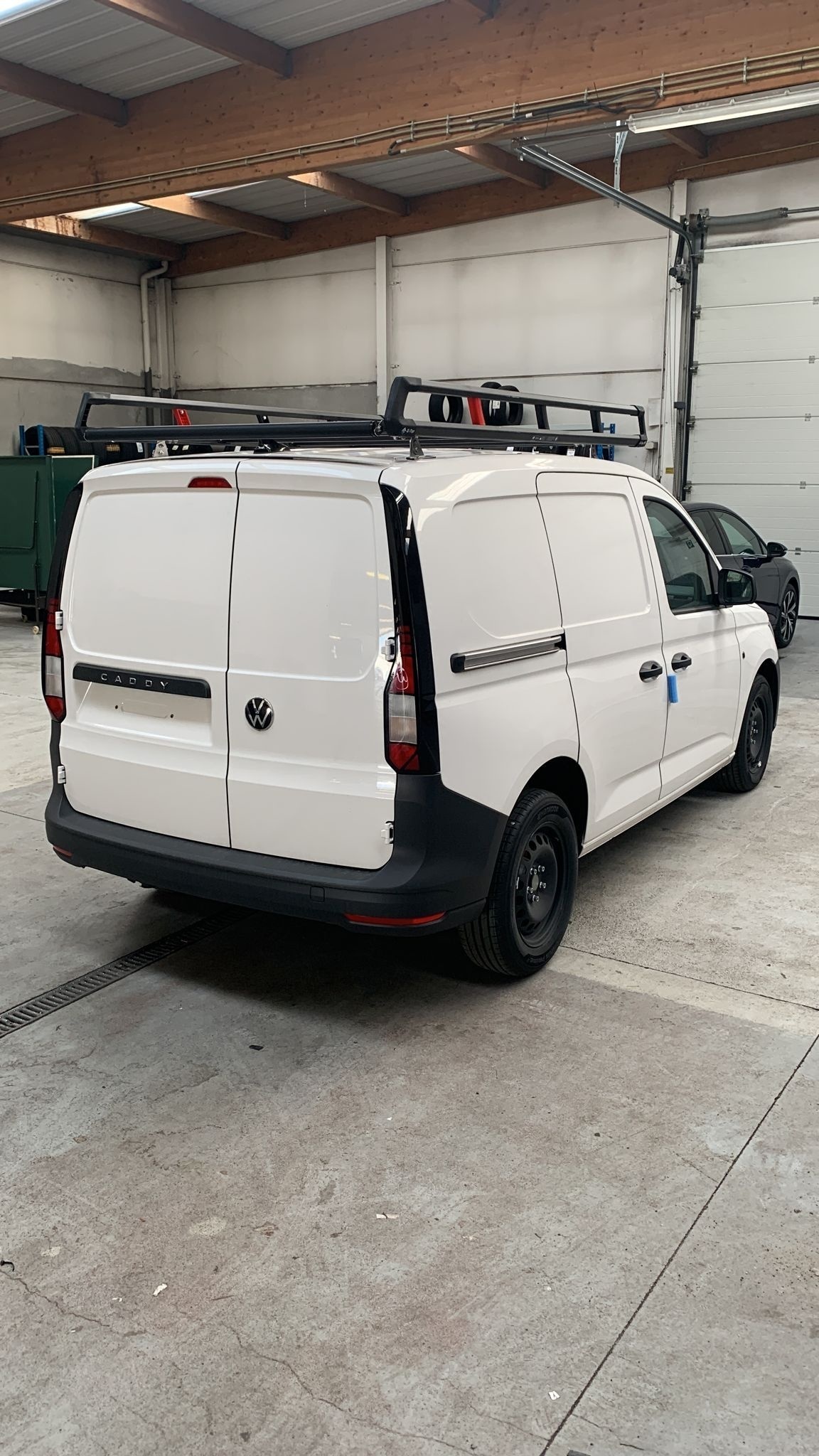 Aluminium imperiaal XTRA zwart Ford Transit Connect vanaf 2024