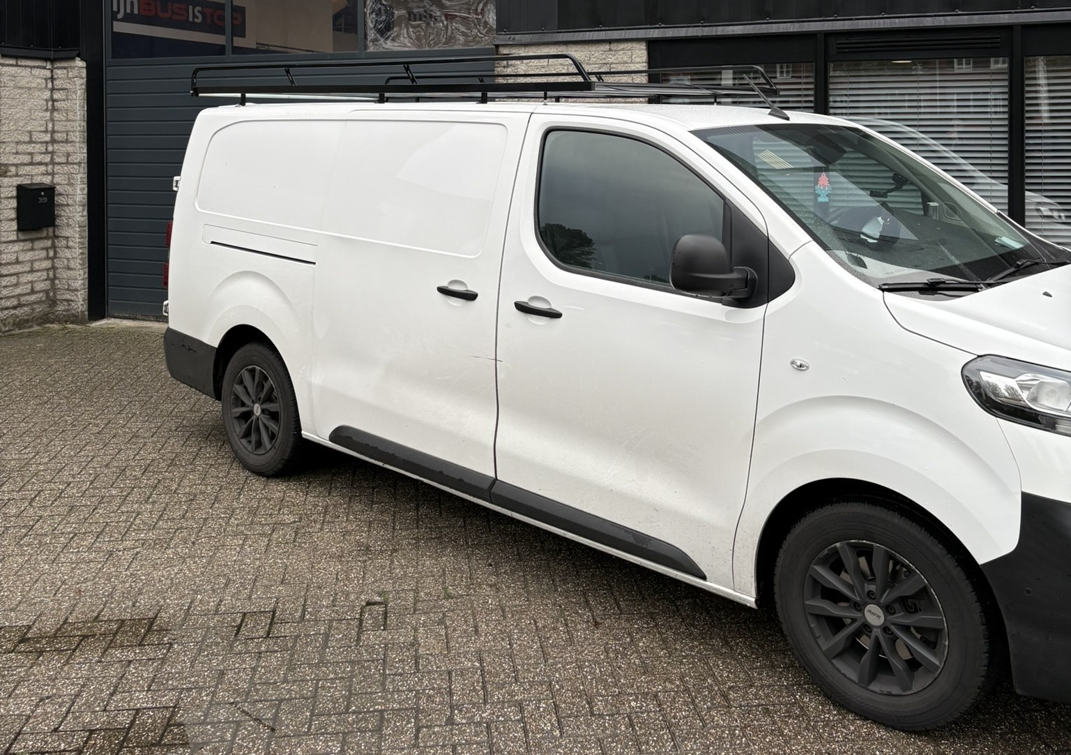 Zwart imperiaal Peugeot Expert vanaf 2016