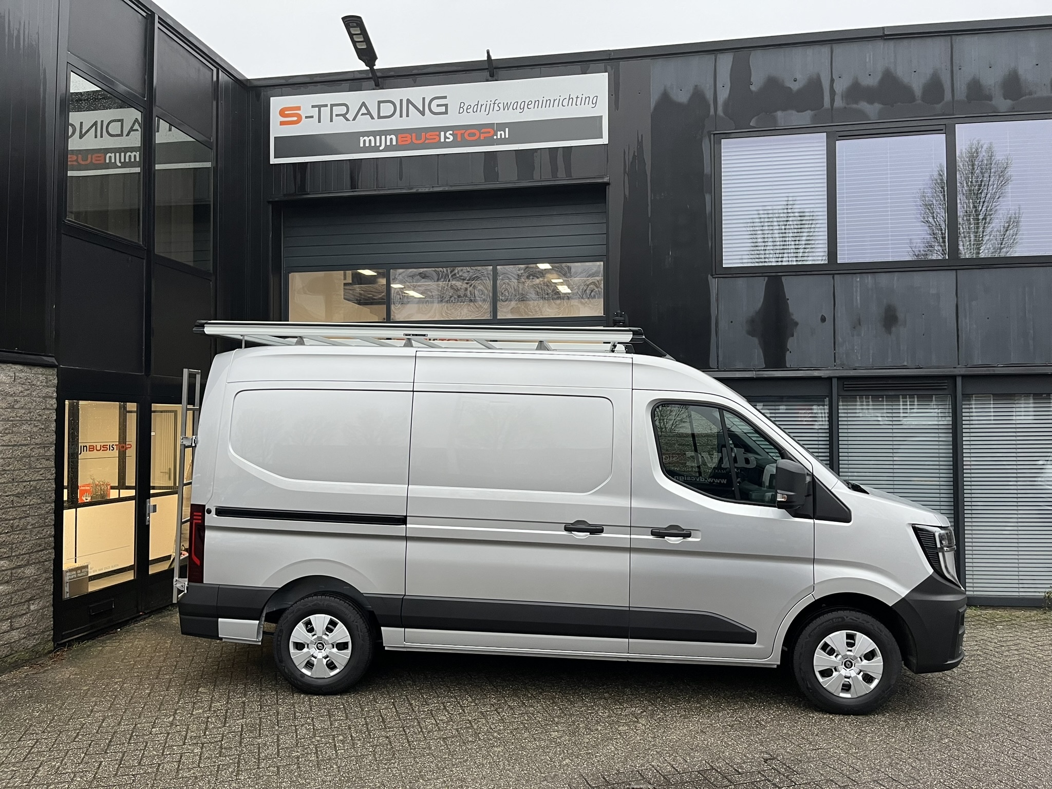 Nissan Aluminium imperiaal Nissan Interstar vanaf 2024