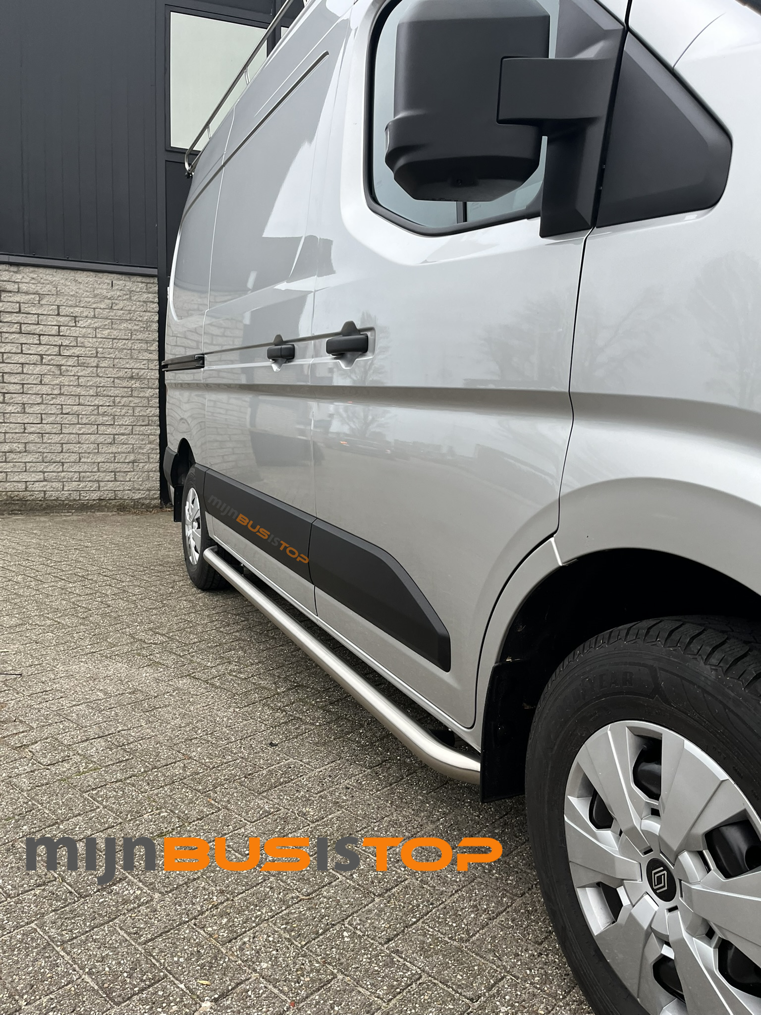 Nissan Sidebars RVS Nissan Interstar vanaf 2024