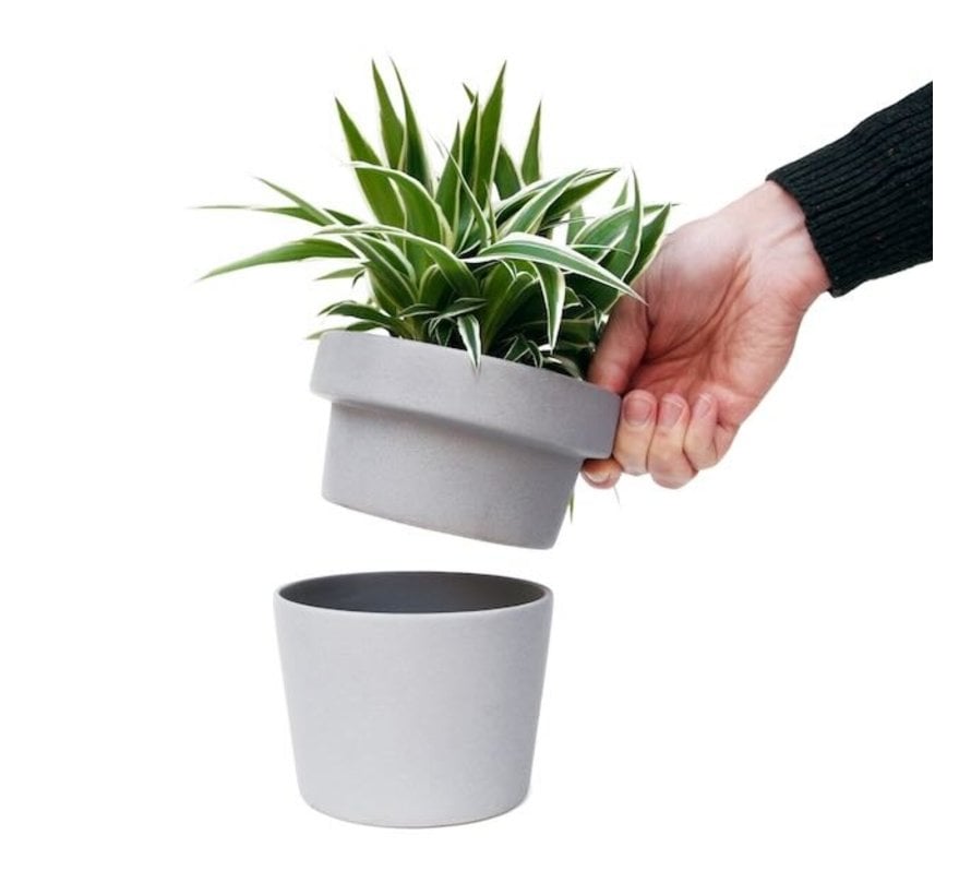Plant Pot Hideaway