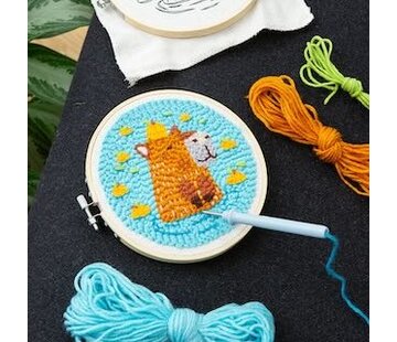 Kikkerland Punch Needle Set Capybara