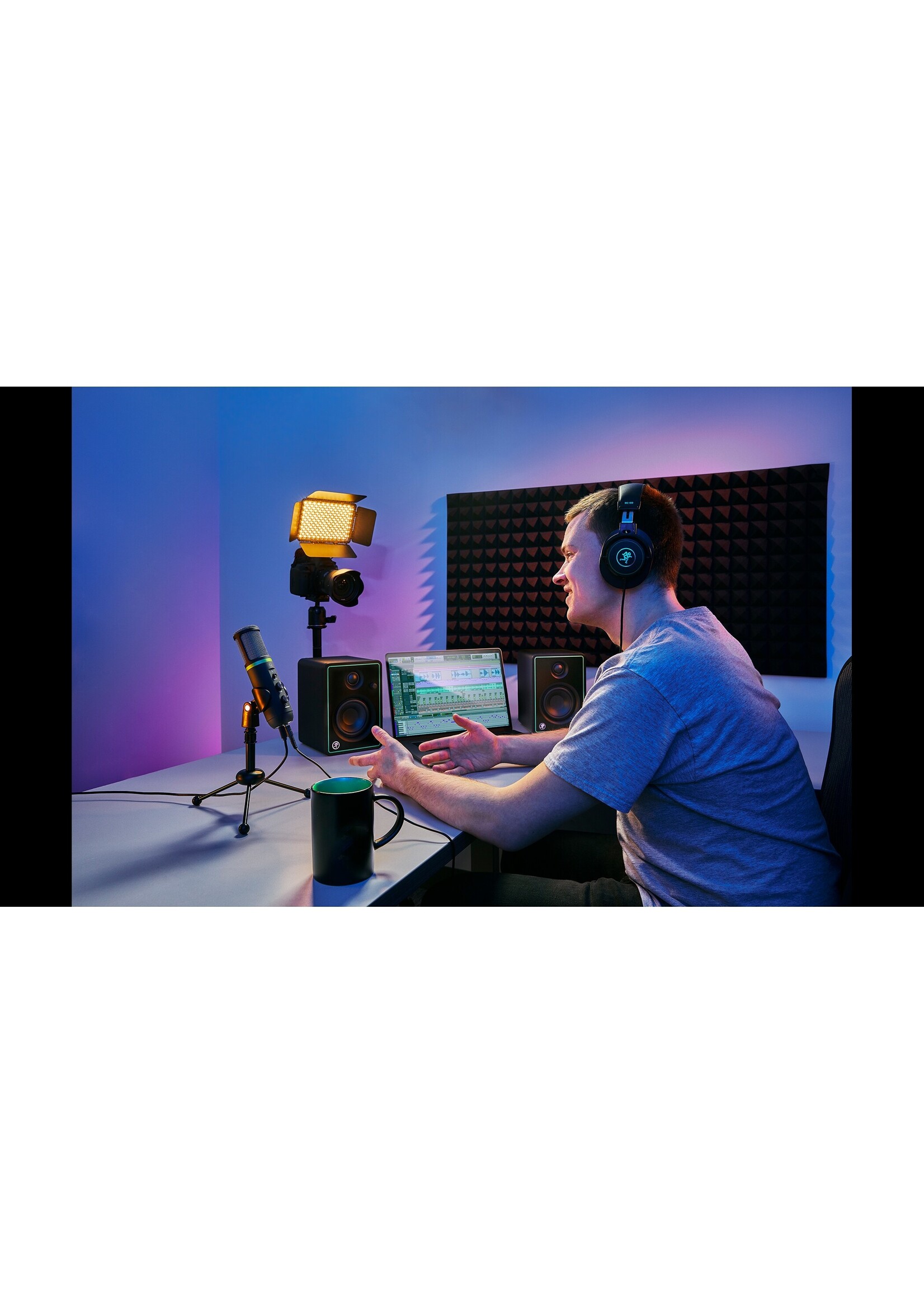 mackie Mackie Creator Bundle  podcasters, streaming