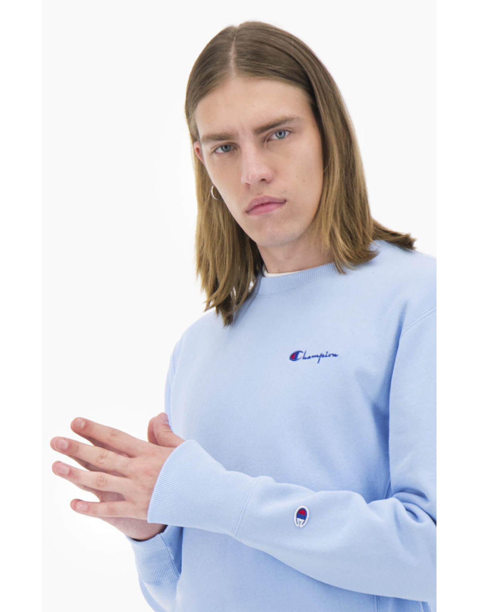 Champion Crewneck BEL lichtblauw 213603 Stripe Store Champion Crewneck BEL lichtblauw 213603 Stripe Store