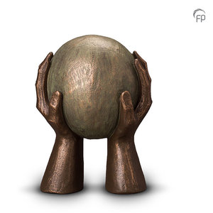 Geert Kunen UGK 008 B Ceramic urn bronze