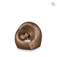 UGK 214 Ceramic pet urn bronze