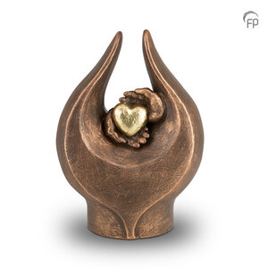 Geert Kunen UGK 030 B Ceramic urn bronze