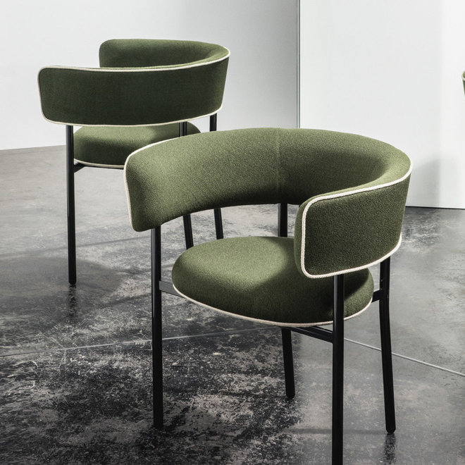 Font Bold Armchair Design That