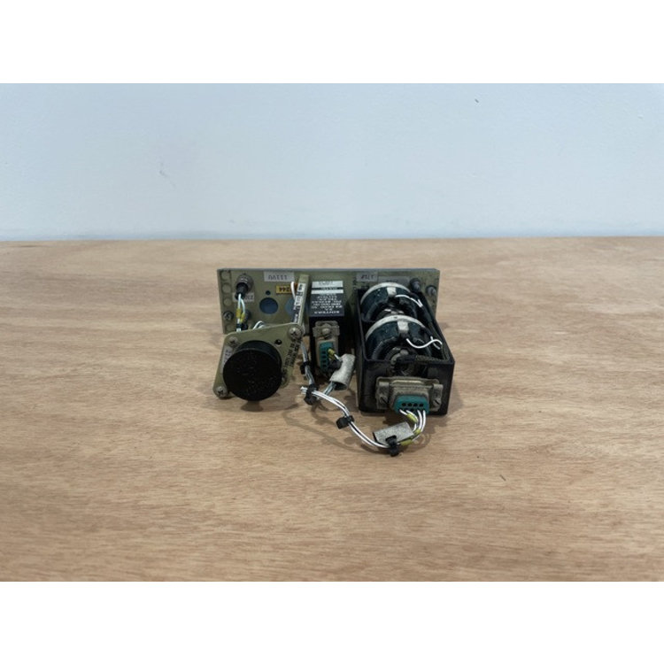 111VU FLOOD LIGHT PANEL P/N: D9251504600000 S/N: PB10132