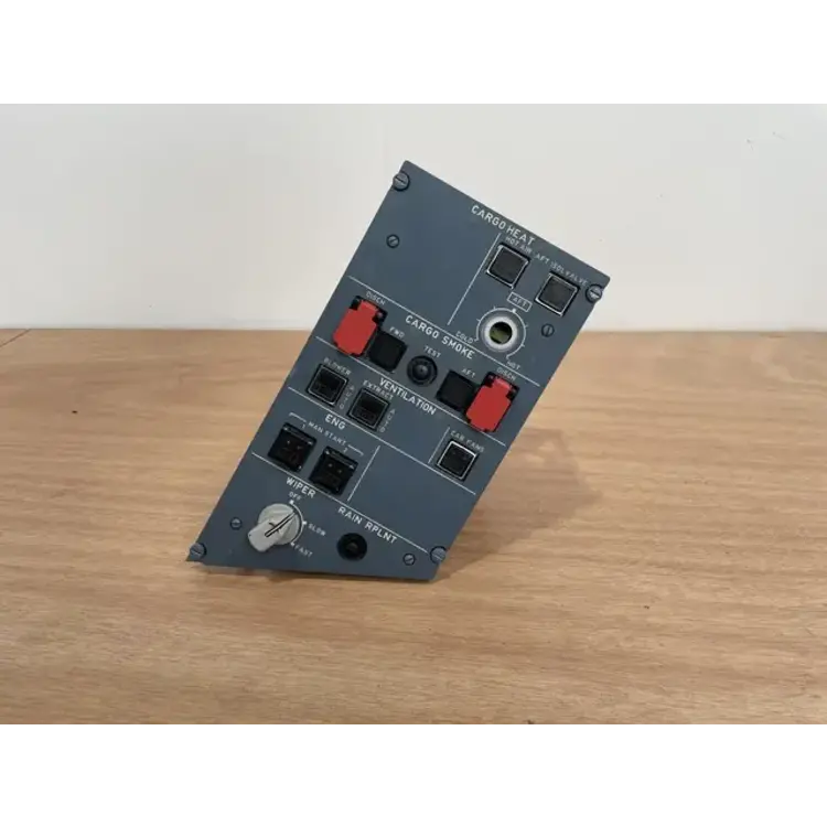 22VU CARGO HEAT PANEL P/N: D9251500700000 S/N: 1455