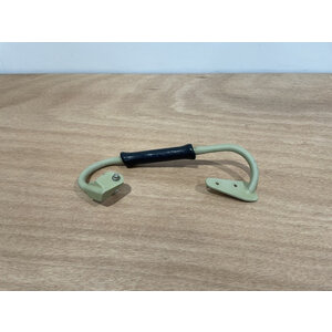 GRIP FOAM RH P/N: D2511140700100 S/N: SI067015