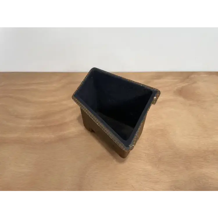 HEADSET BOX LH P/N: D2511216000000 S/N: SI033021