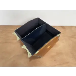 LIBRARY RH P/N: D2511319800000 S/N: SI050005