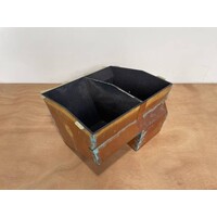 LIBRARY RH S/N SI050007