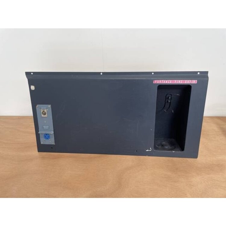 PANEL ASSY LAT RH P/N: D2511292100000 S/N: SI036024