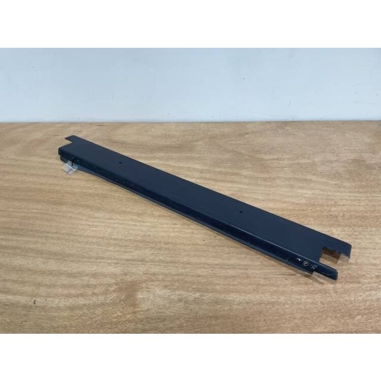 PANEL ASSY LATLH P/N: D2511232900000 S/N: SI028045
